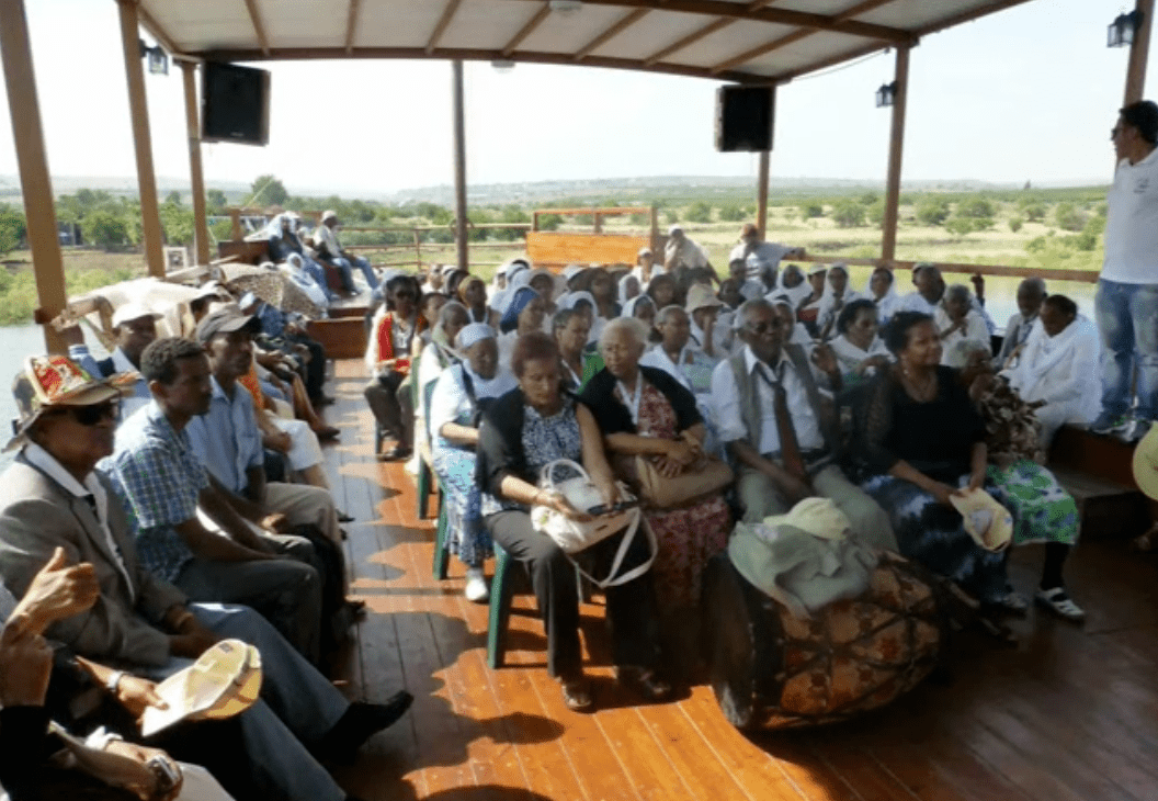 Boat ride Sea of Galilee-min.png